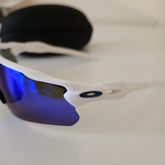 Oakley Radar EV path - Picture 3 of 10